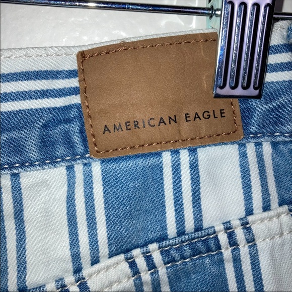American eagle white and blue pinstripe mom jeans - Picture 9 of 13